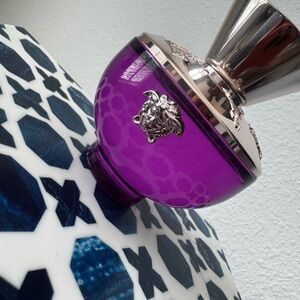 Versace Luxurious Purple Body Oil